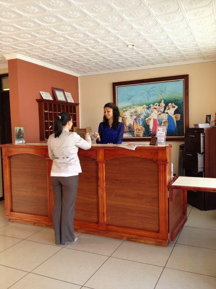 Hotel Y Restaurante El Guarco Cartago Eksteriør bilde